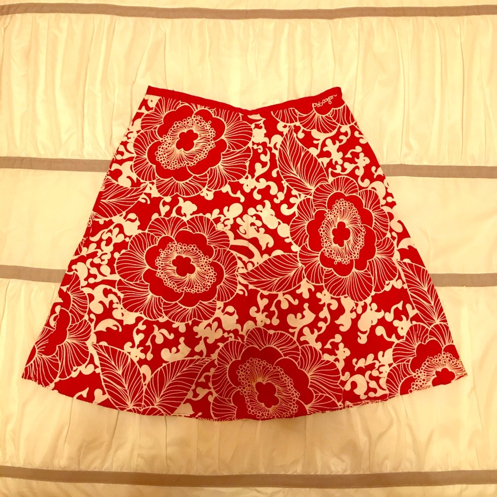 Just above the knee skirt